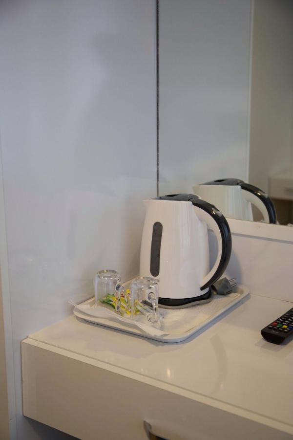 קמר Amsterdam Otel Economic Room מראה חיצוני תמונה